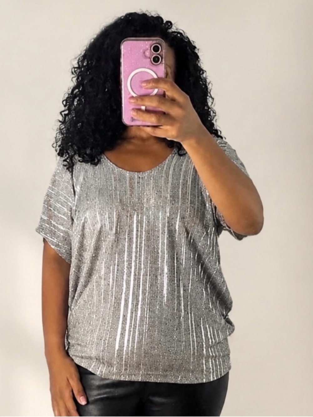 Kim & Cami Silver Metallic Short Sleeve Tee with Vertical Shine